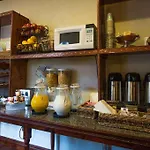 Carmel Inn & Suites 